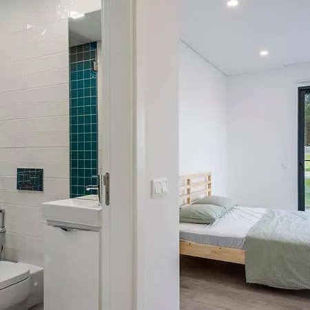 Sun & Surf דירה *