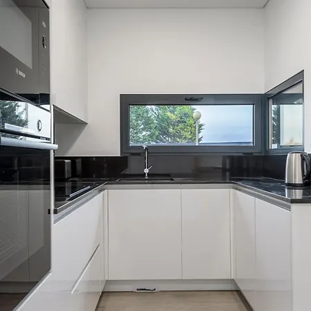 דירה Sun & Surf פניש